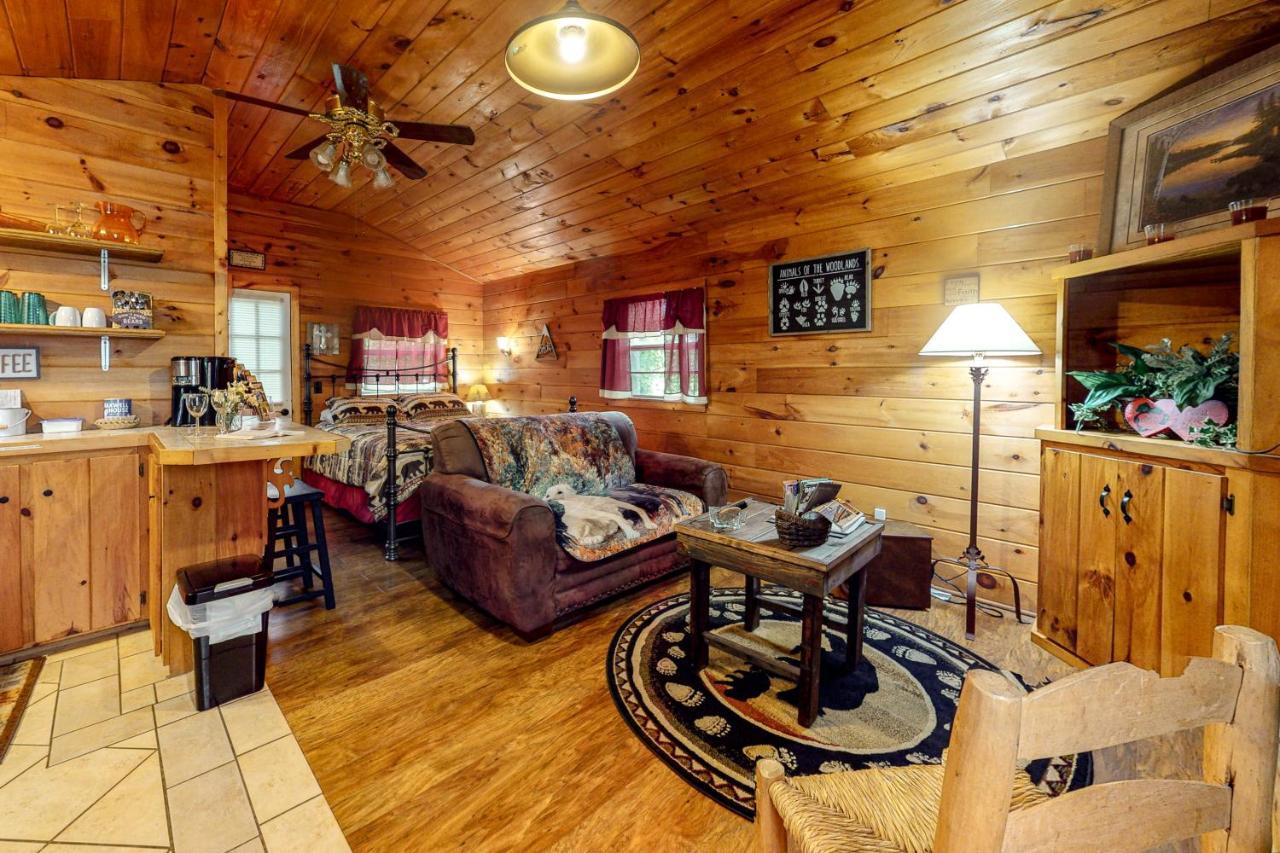 Bear Caves At Black Bear Cottages Sevierville Habitación foto